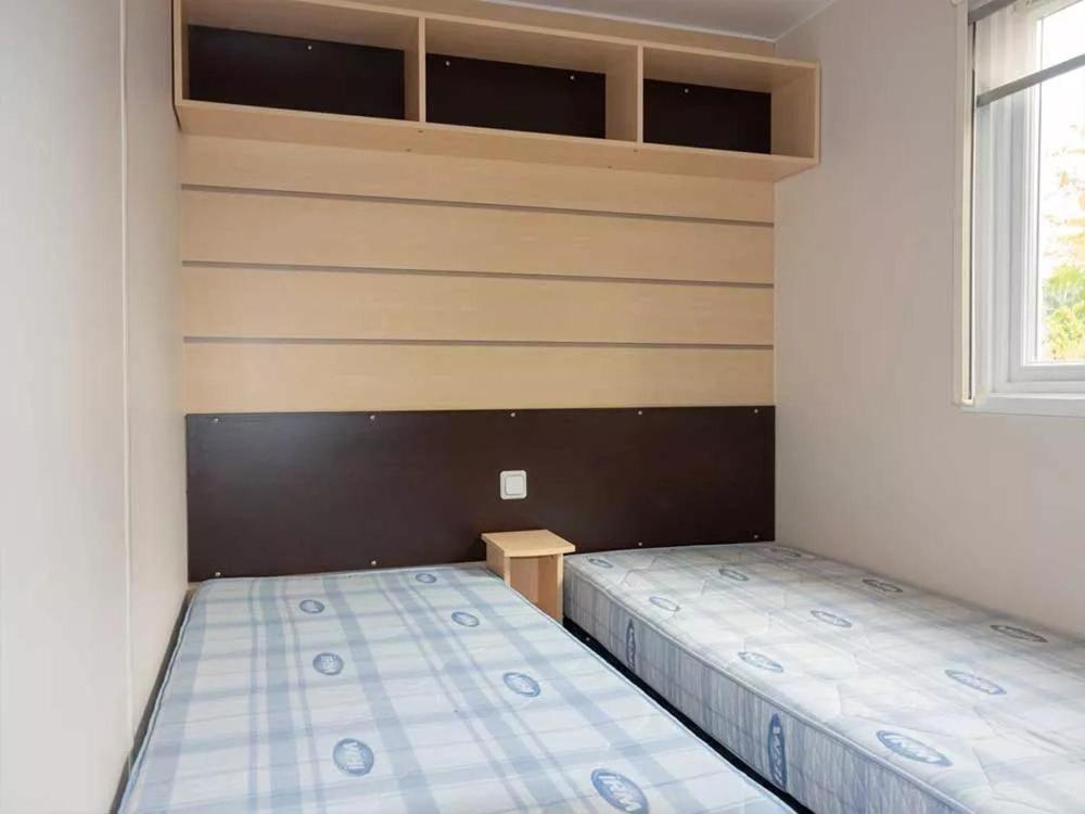 Hotel Camping Pleine Mer Vias Habitación foto